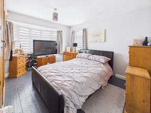 Bedroom- click for photo gallery